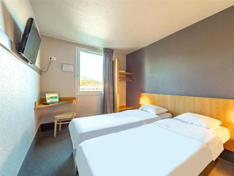 B&B Hotel Toulon Ollioules Eksteriør billede