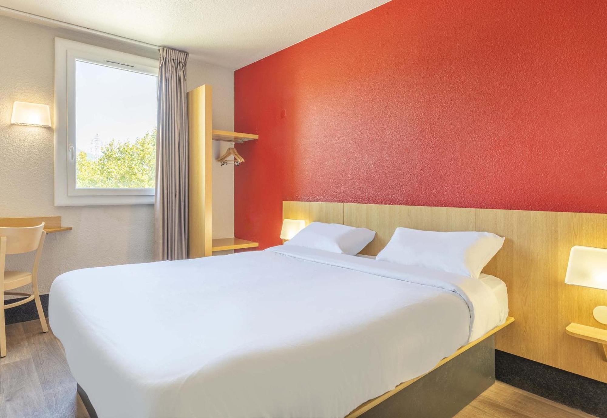 B&B Hotel Toulon Ollioules Eksteriør billede