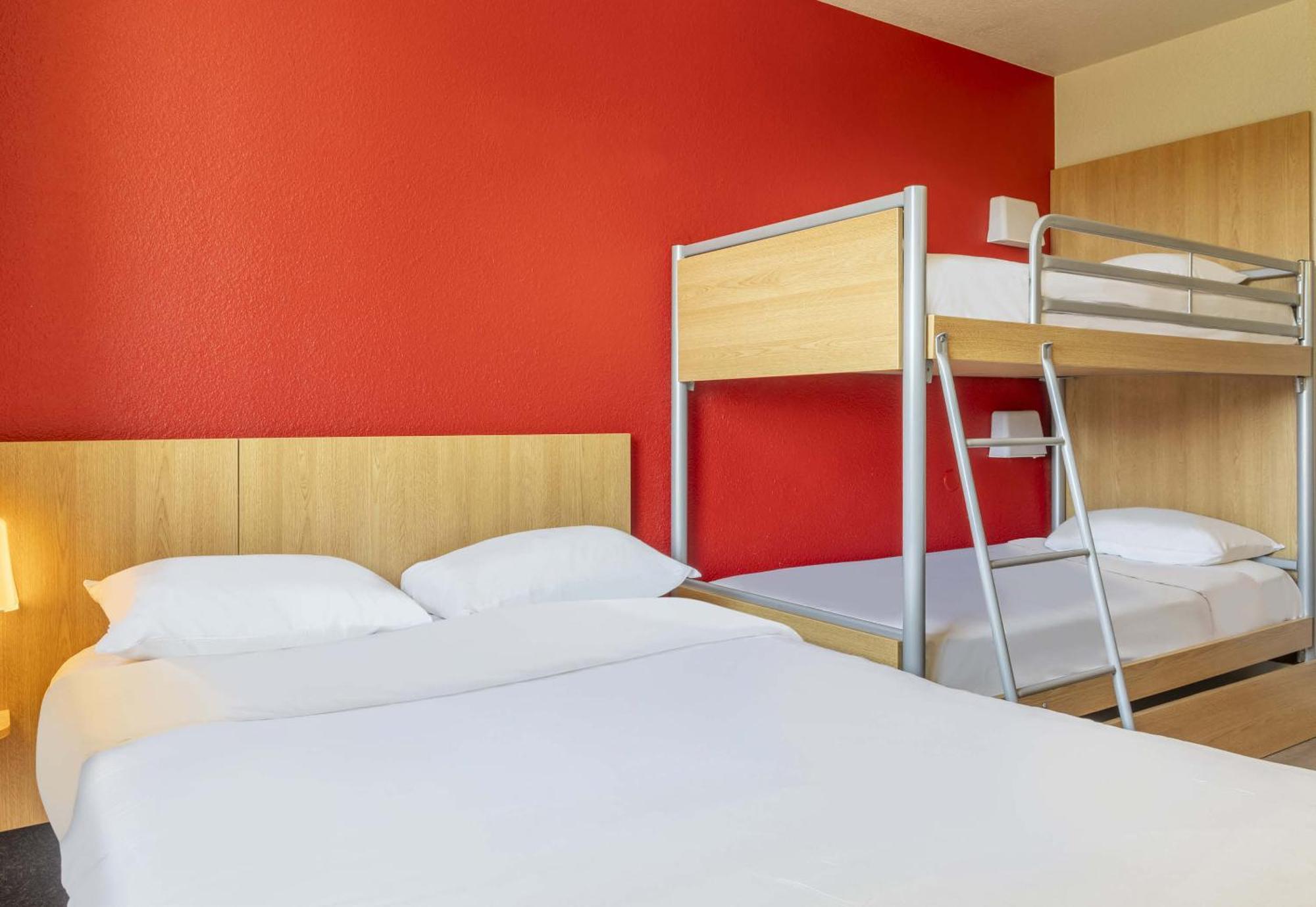 B&B Hotel Toulon Ollioules Eksteriør billede