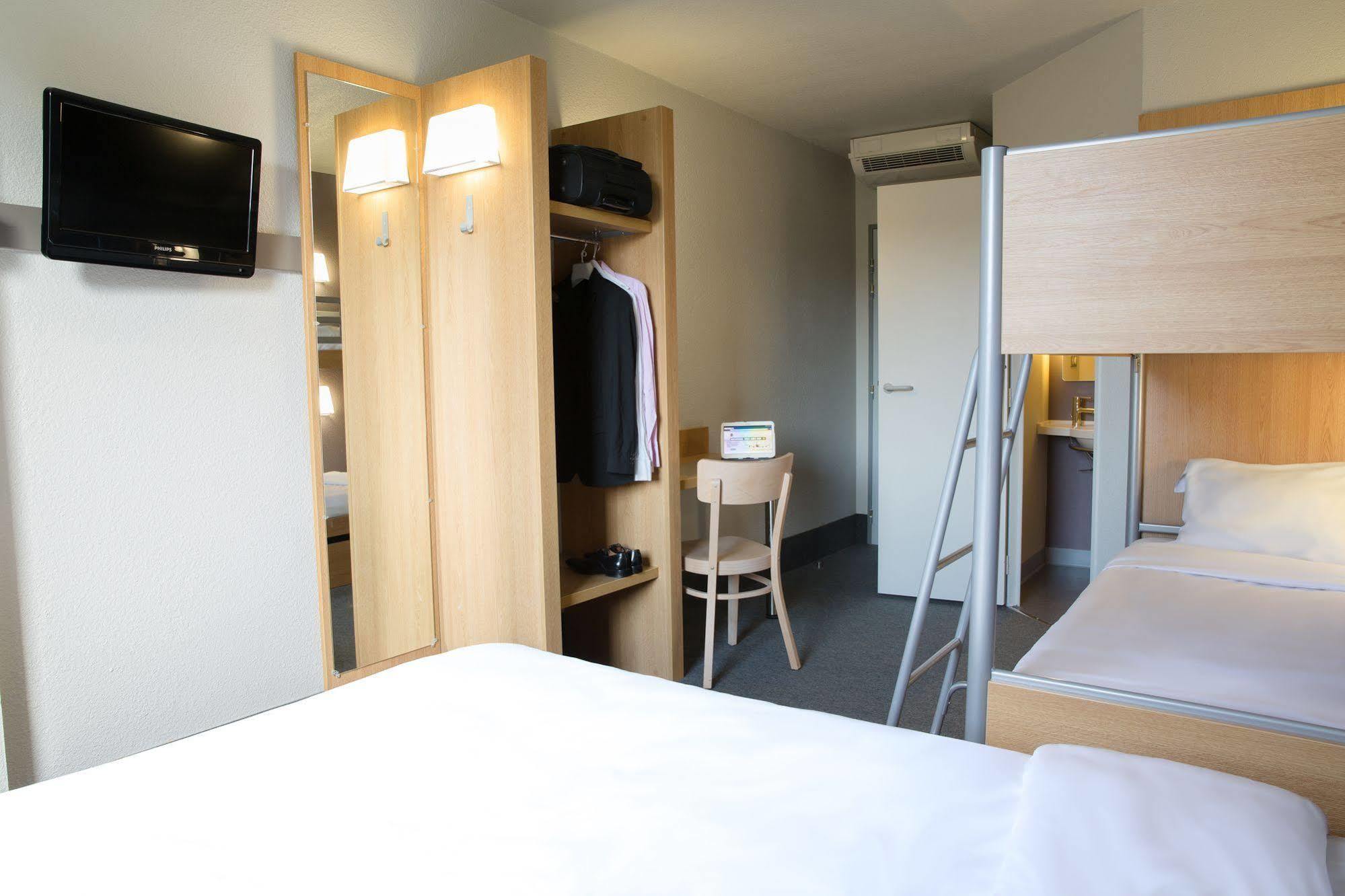 B&B Hotel Toulon Ollioules Eksteriør billede