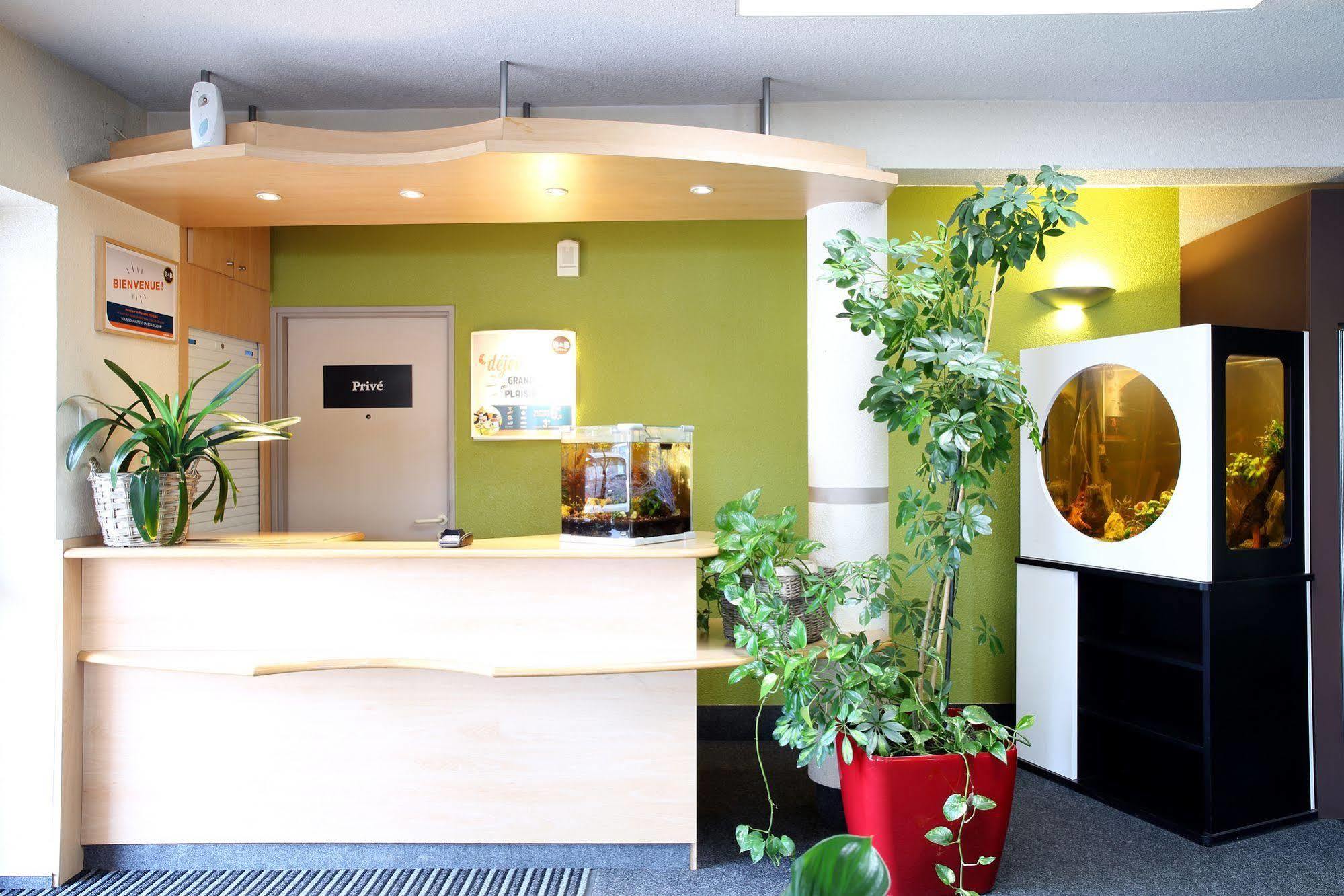 B&B Hotel Toulon Ollioules Eksteriør billede