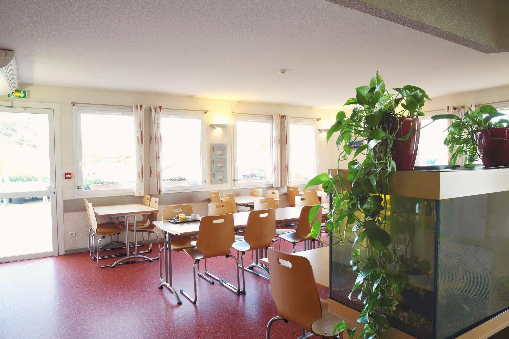 B&B Hotel Toulon Ollioules Eksteriør billede