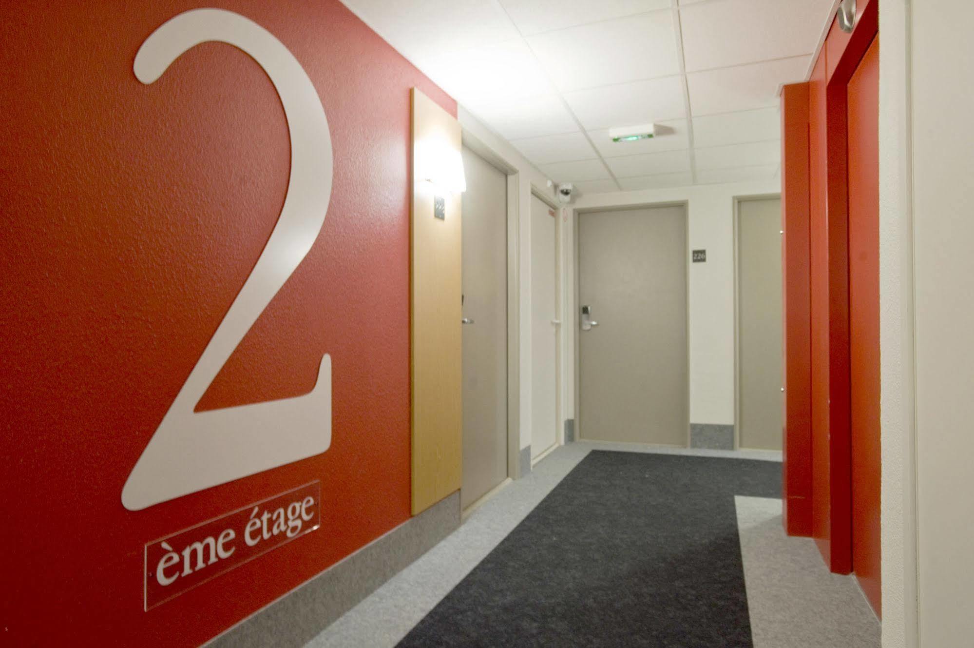 B&B Hotel Toulon Ollioules Eksteriør billede