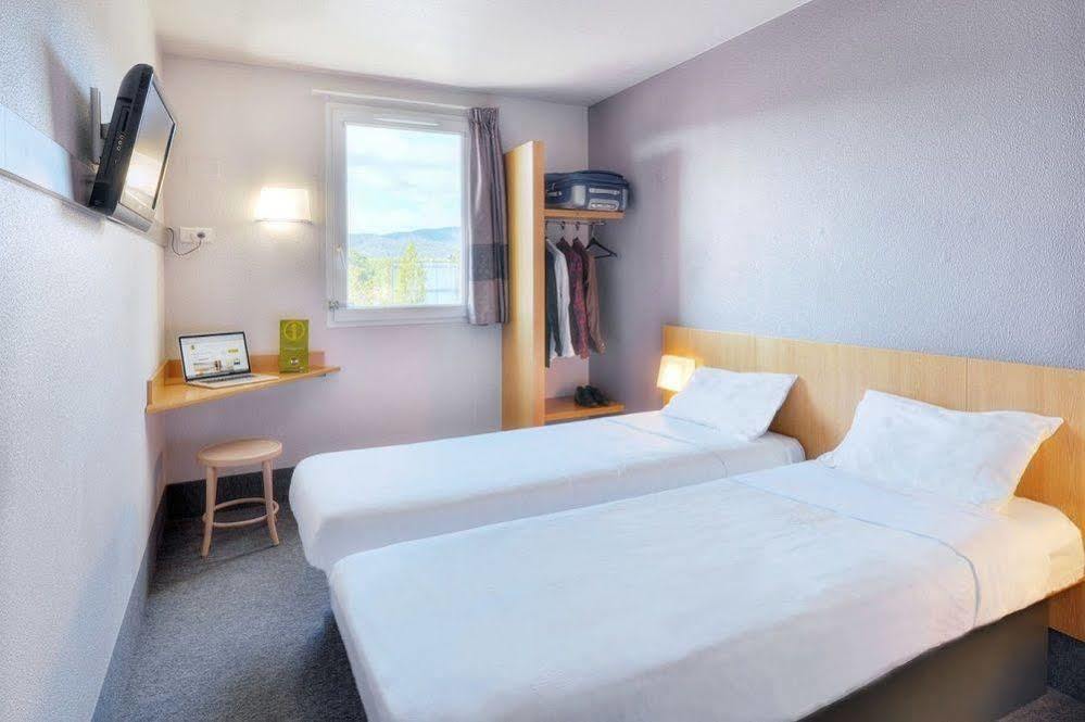 B&B Hotel Toulon Ollioules Eksteriør billede